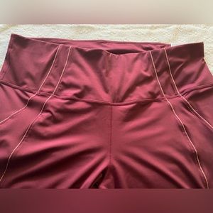 Nike yoga dri -fit 3x tights! 7/8 length, high rise, TAGS ON and UNWORN!